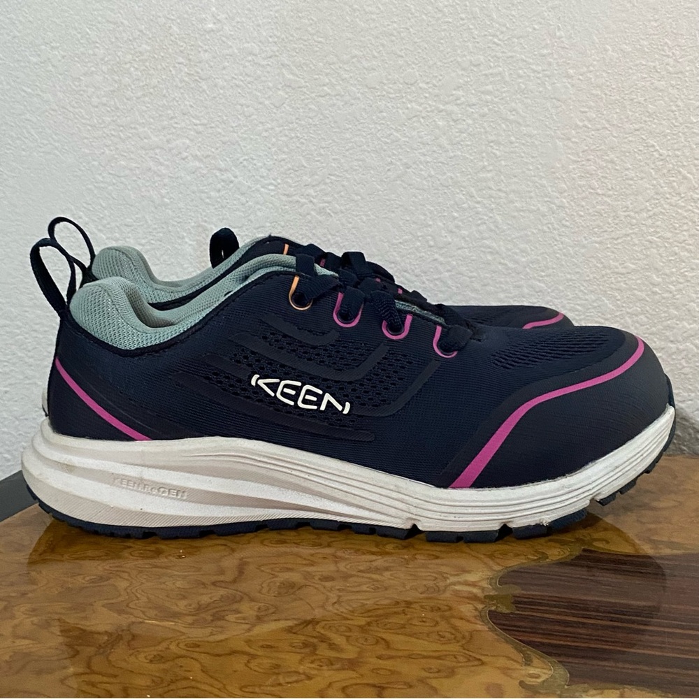 Keen Utility Minneapolis Low Height Composite Toe Women's Work Sneaker Size 7.5M